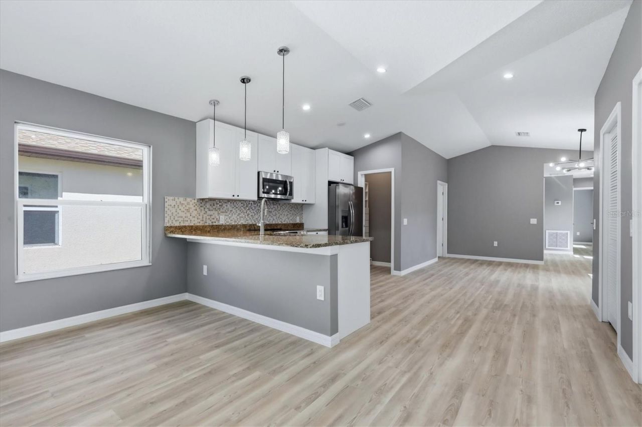 3908 Walnut Avenue, Sarasota, FL 34234 Photo