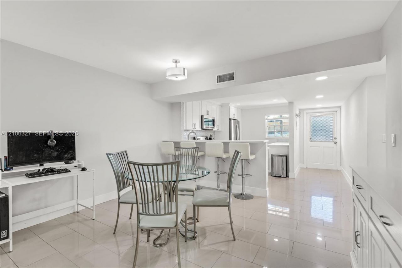 3011 Linton Blvd , Unit 103D, Delray Beach, FL 33445 Photo
