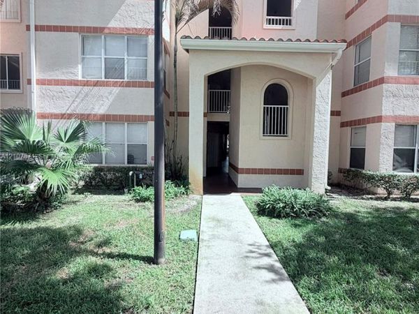 3450 N Pinewalk Dr N, Unit 438, Margate, FL 33063