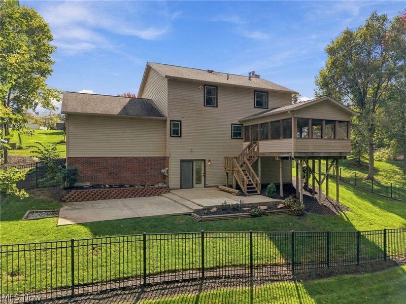 1907 Dogwood Square NE, Bolivar, OH 44612 Photo 23