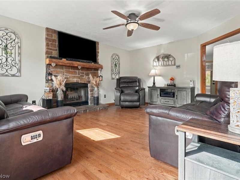 1907 Dogwood Square NE, Bolivar, OH 44612 Photo 7