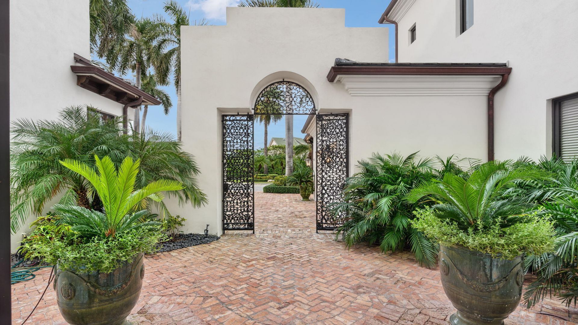 1014 Grand Court, Highland Beach, FL 33487 Photo