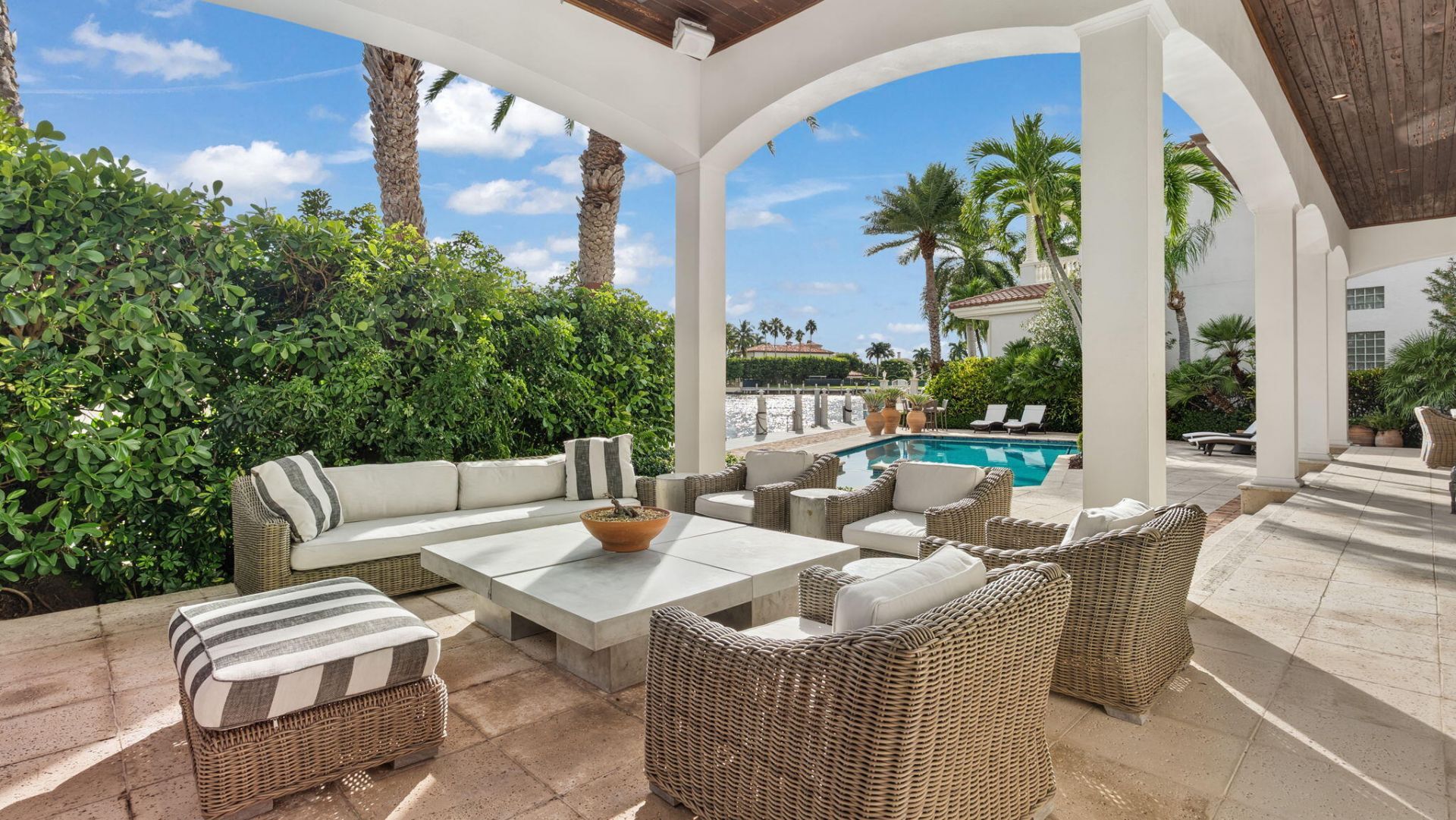 1014 Grand Court, Highland Beach, FL 33487 Photo