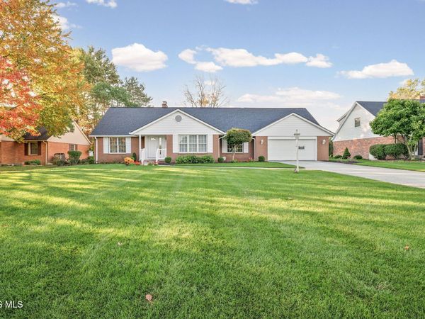 301 Church Hill Drive , Findlay, OH 45840