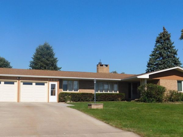 2106 9th Avenue N, Denison, IA 51442