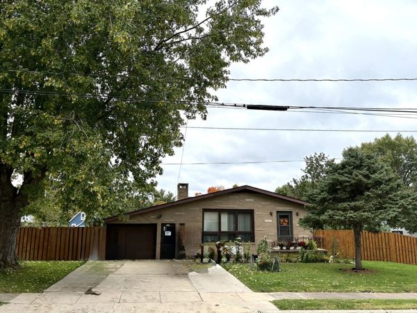647 Hazen Avenue , Oglesby, IL 61348