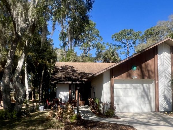 816 Stonybrook Circle, Port Orange, FL 32127