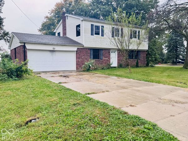 1315 W Grant Street, Thorntown, IN 46071