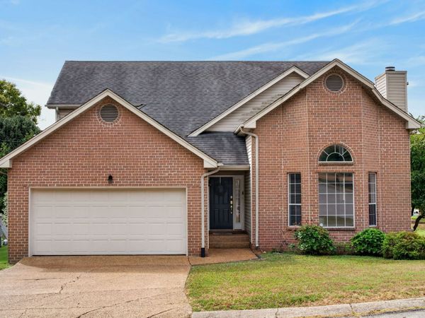 5537 Seesaw Rd , Nashville, TN 37211