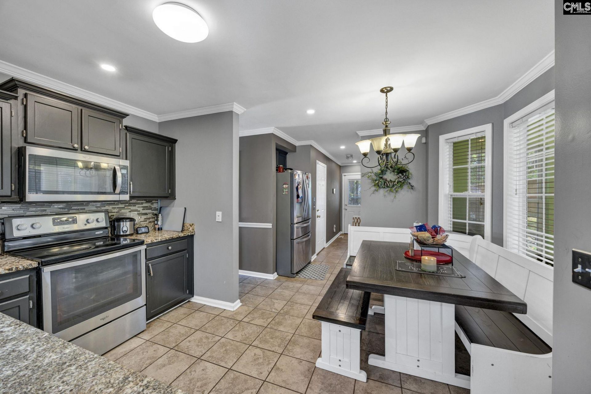 239 Charles Towne Court  Photo 9