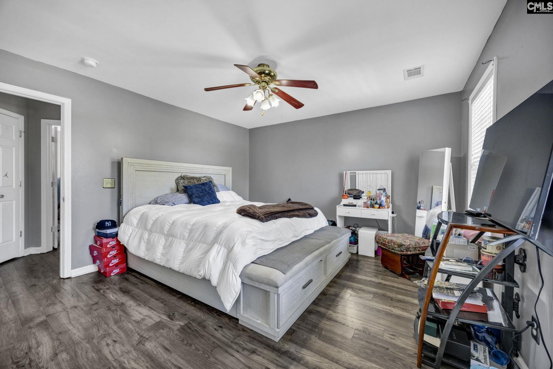 239 Charles Towne Court  Photo 19