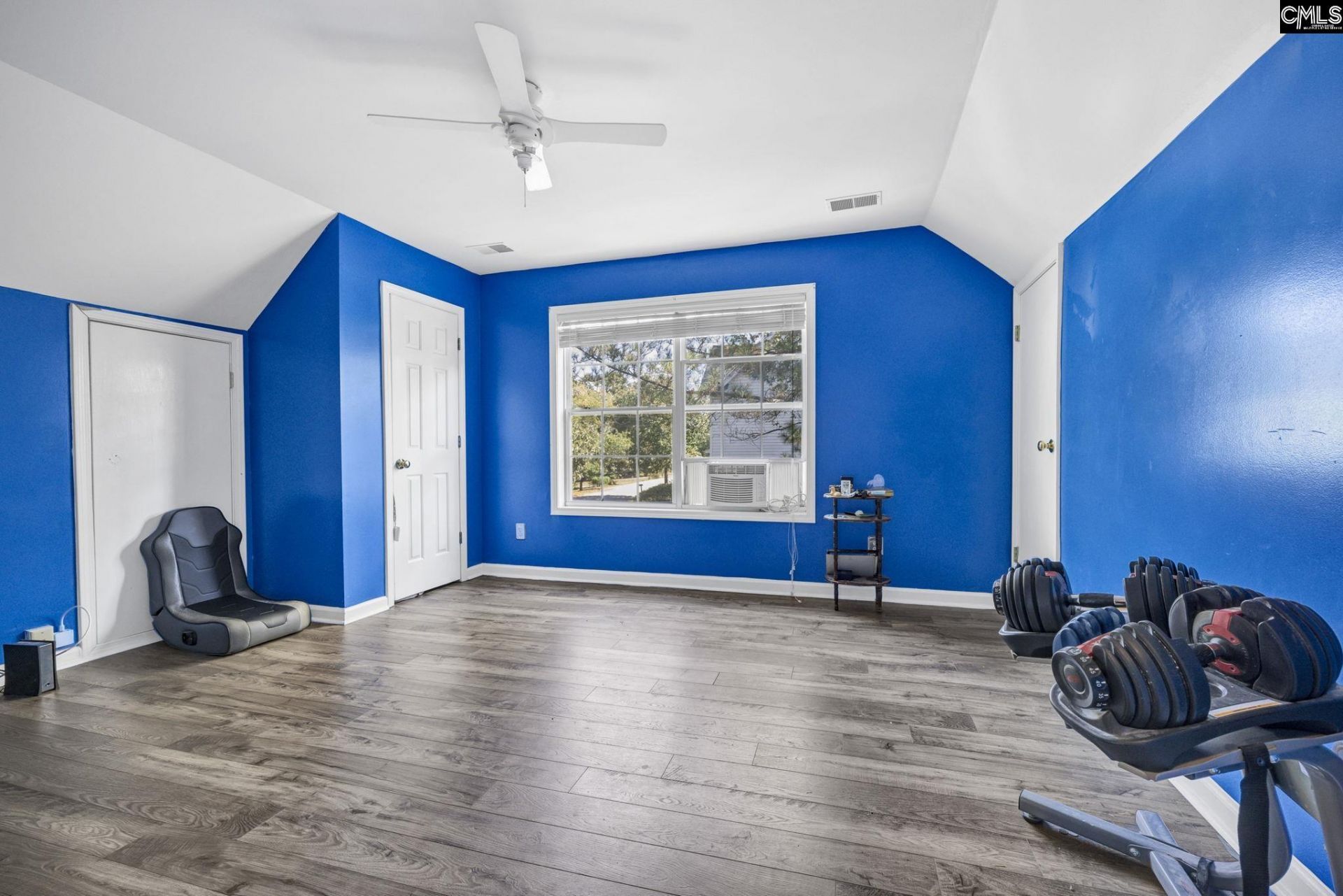 239 Charles Towne Court  Photo 23