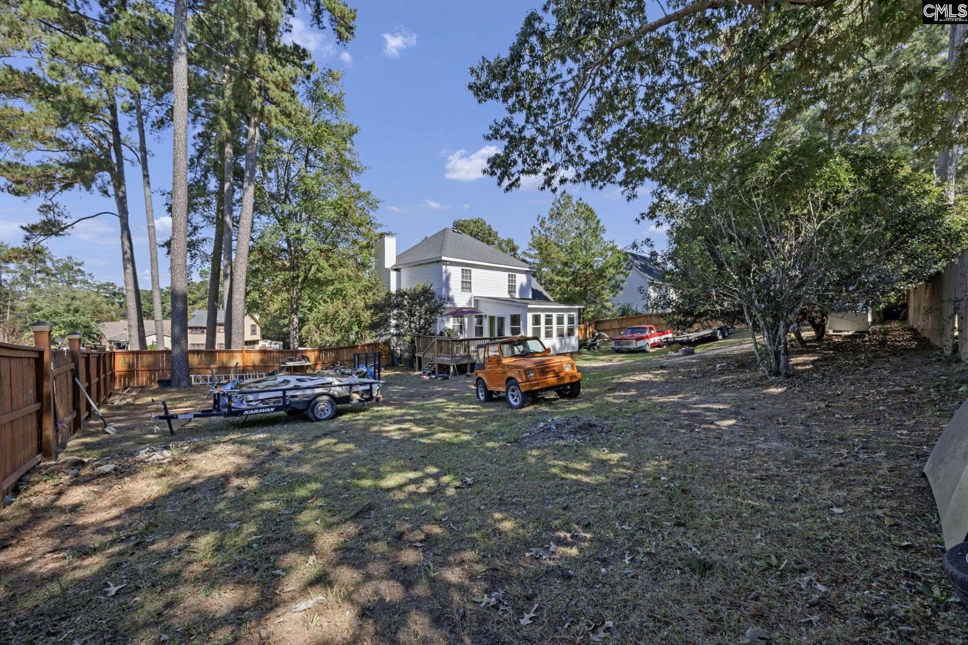 239 Charles Towne Court  Photo 27