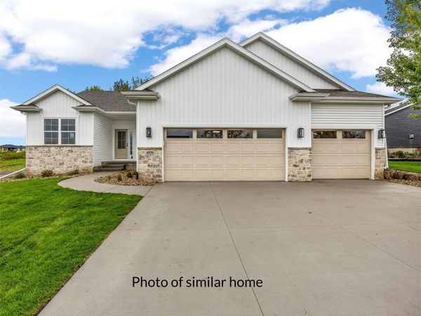 1511 Cardinal Drive , Fairfax, IA 52228