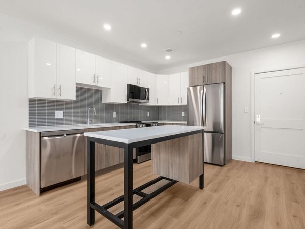 40 Centre Street, Unit 305, Brookline, MA 02446