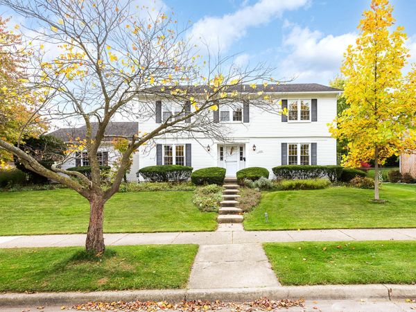 1535 Morehead Drive, Ann Arbor, MI 48103