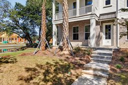 122 Fairbanks Drive photo 4