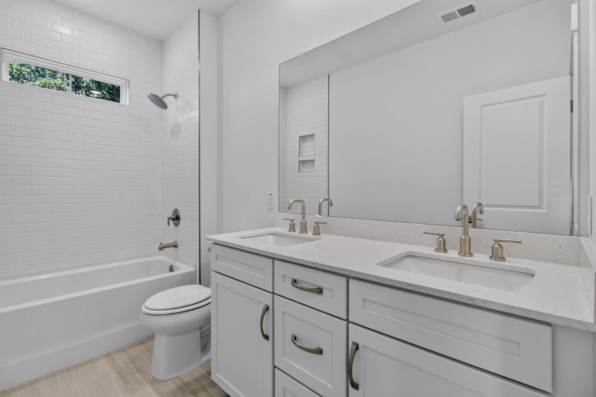 122 Fairbanks Drive Photo 46