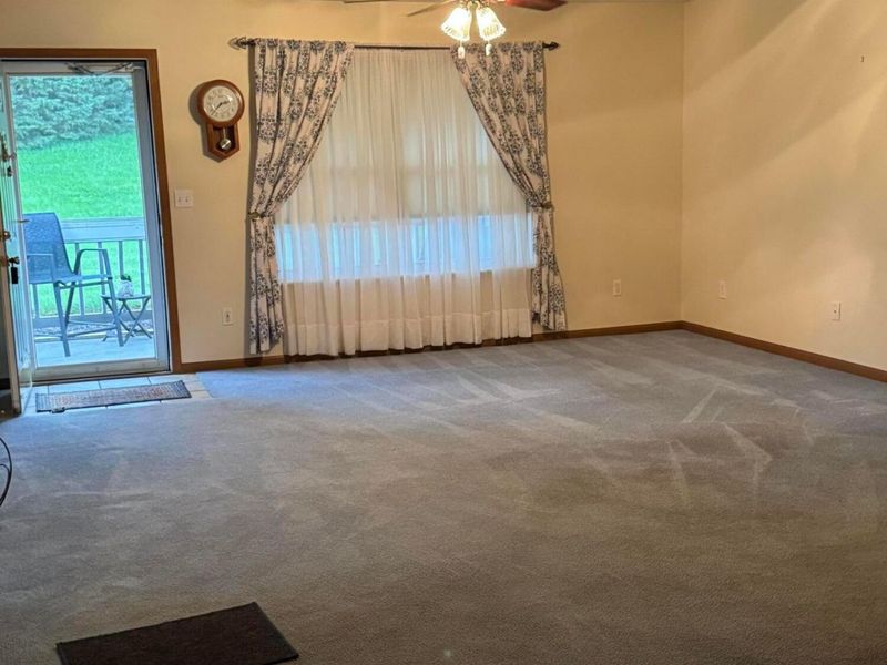 283 Goose Pond Road , Unit D, Newark, OH 43055 Photo 3