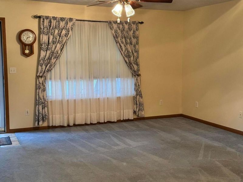 283 Goose Pond Road , Unit D, Newark, OH 43055 Photo 5