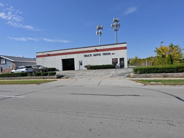 4737 S 108th STREET, Greenfield, WI 53228