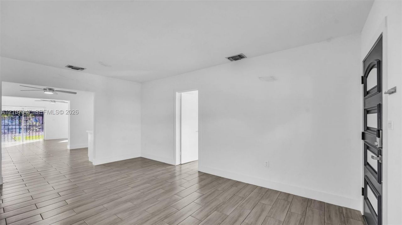 7290 SW 34th St Rd , Miami, FL 33155 Photo
