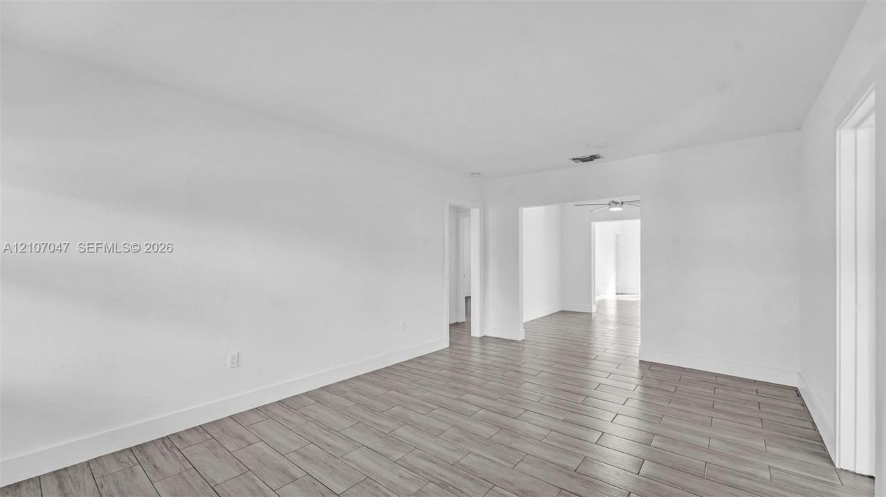7290 SW 34th St Rd, Miami, FL 33155 Photo
