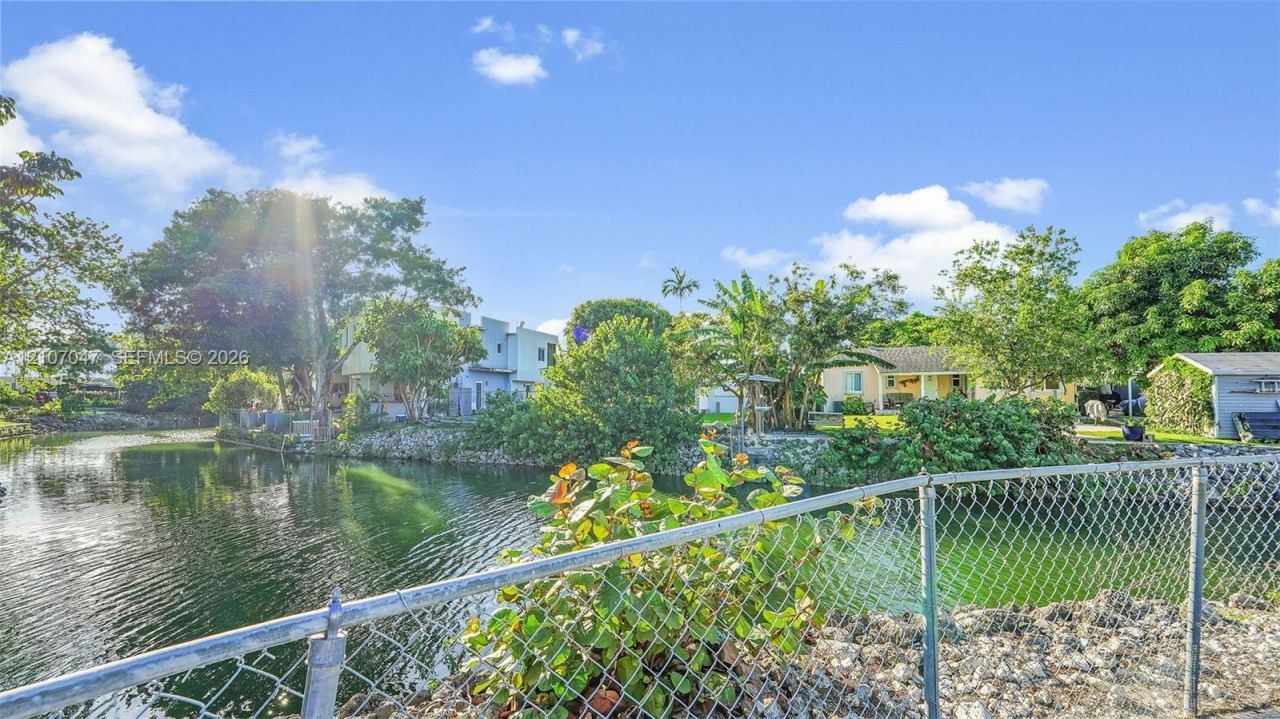 7290 SW 34th St Rd, Miami, FL 33155 Photo