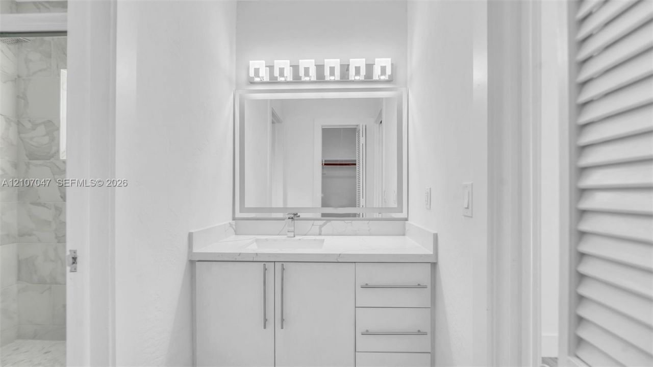 7290 SW 34th St Rd , Miami, FL 33155 Photo