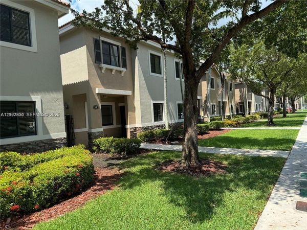 22631 SW 88th Pl, Unit 15-18, Cutler Bay, FL 33190