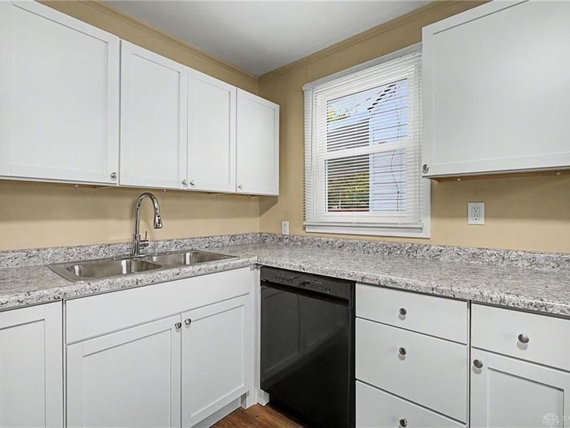 4545 Greenwich Village Avenue, Dayton, OH 45406 Photo 13
