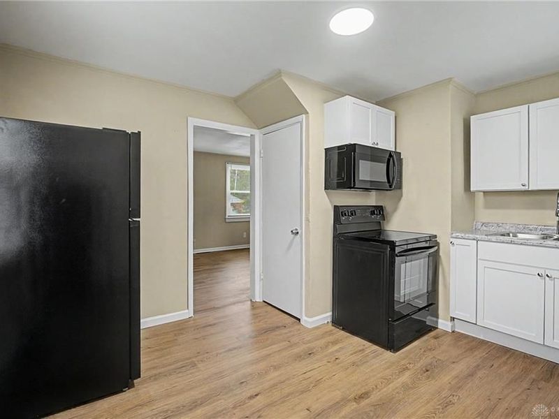 4545 Greenwich Village Avenue, Dayton, OH 45406 Photo 16