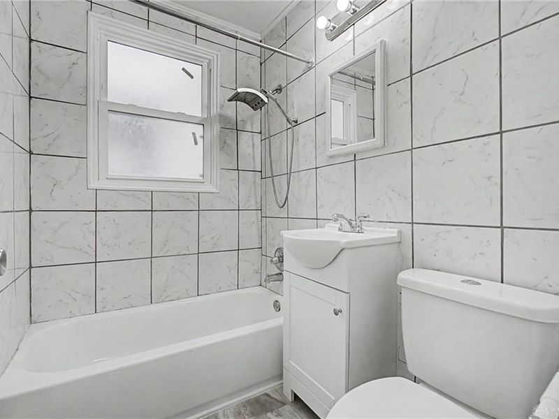 4545 Greenwich Village Avenue, Dayton, OH 45406 Photo 22