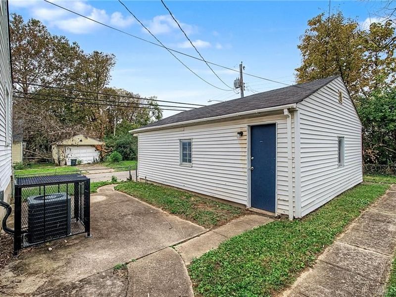 4545 Greenwich Village Avenue, Dayton, OH 45406 Photo 32