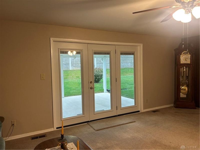321 N Garber Drive, Tipp City, OH 45371 Photo 22