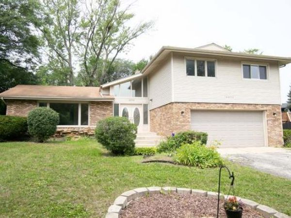 18052 San Diego Avenue , Homewood, IL 60430