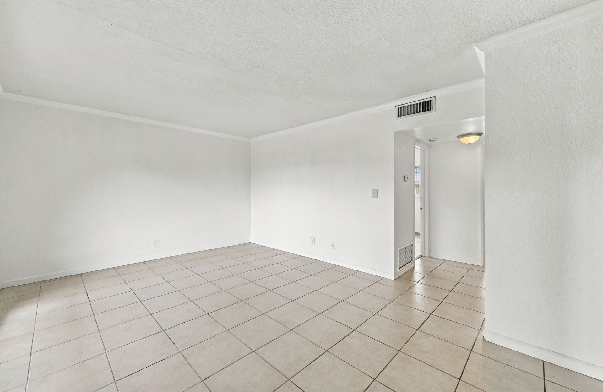 2190 SE 5th Street, Unit 5-B, Pompano Beach, FL 33062 Photo