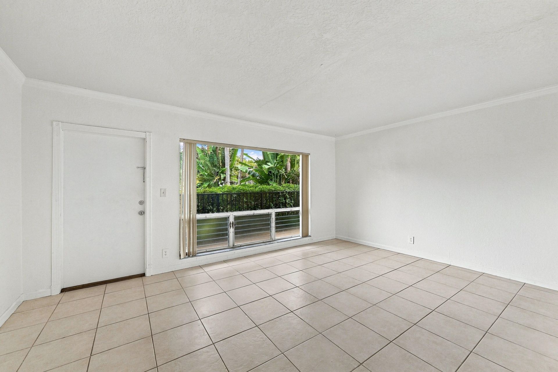 2190 SE 5th Street, Unit 5-B, Pompano Beach, FL 33062 Photo