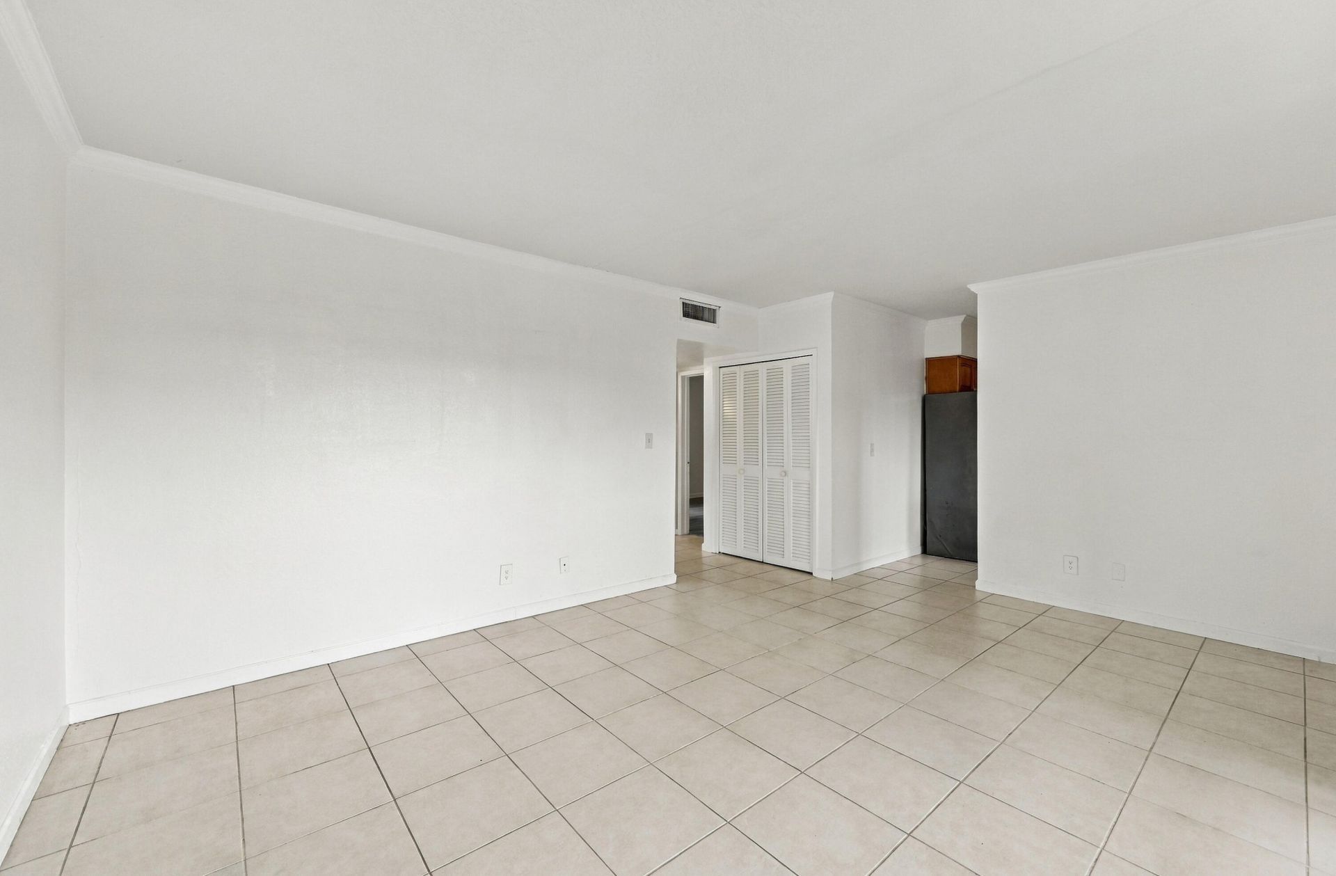 2190 SE 5th Street, Unit 5-B, Pompano Beach, FL 33062 Photo