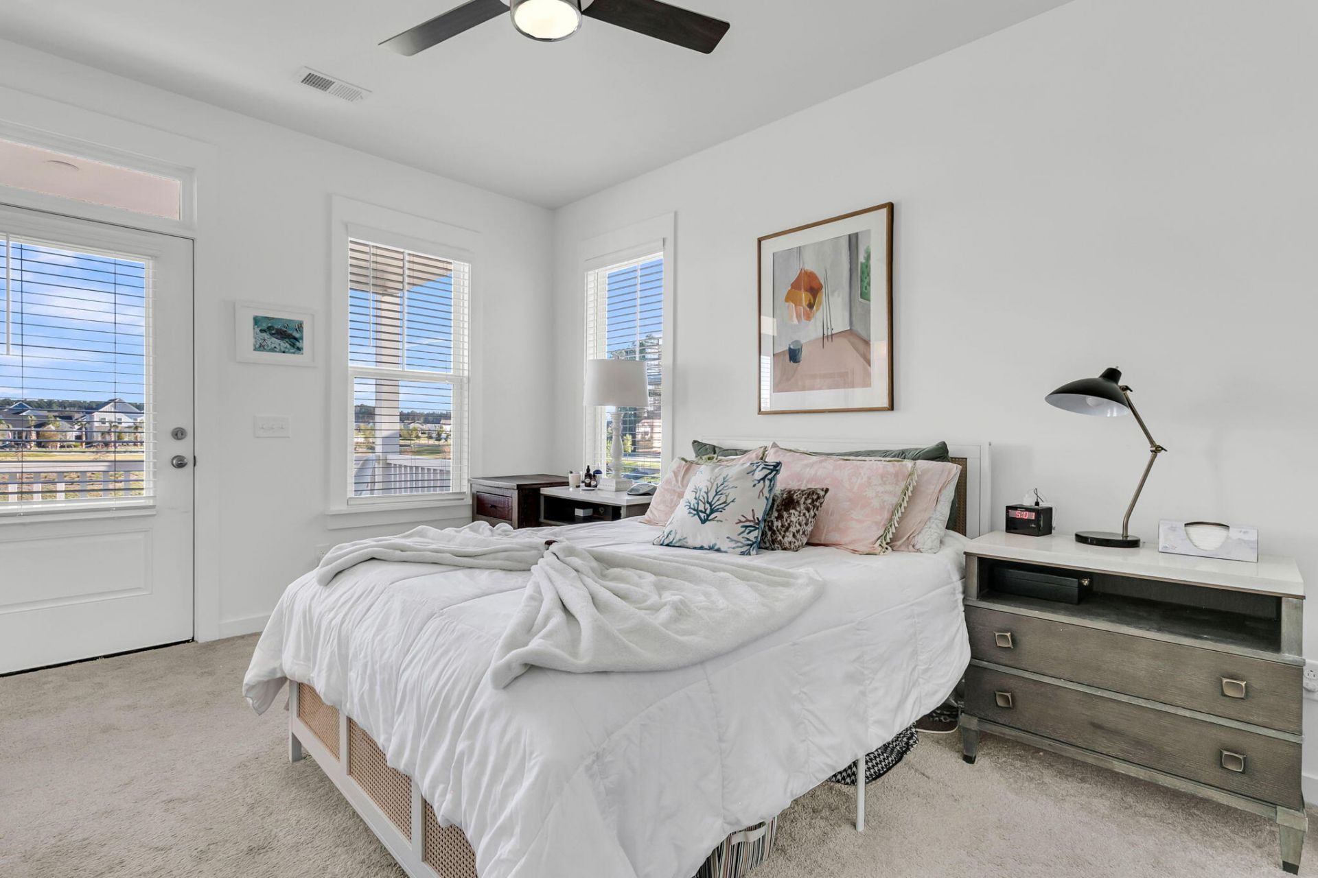 220 Midtown Avenue Photo 13