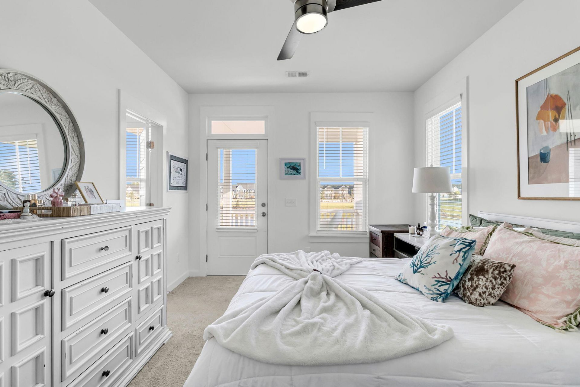 220 Midtown Avenue Photo 14