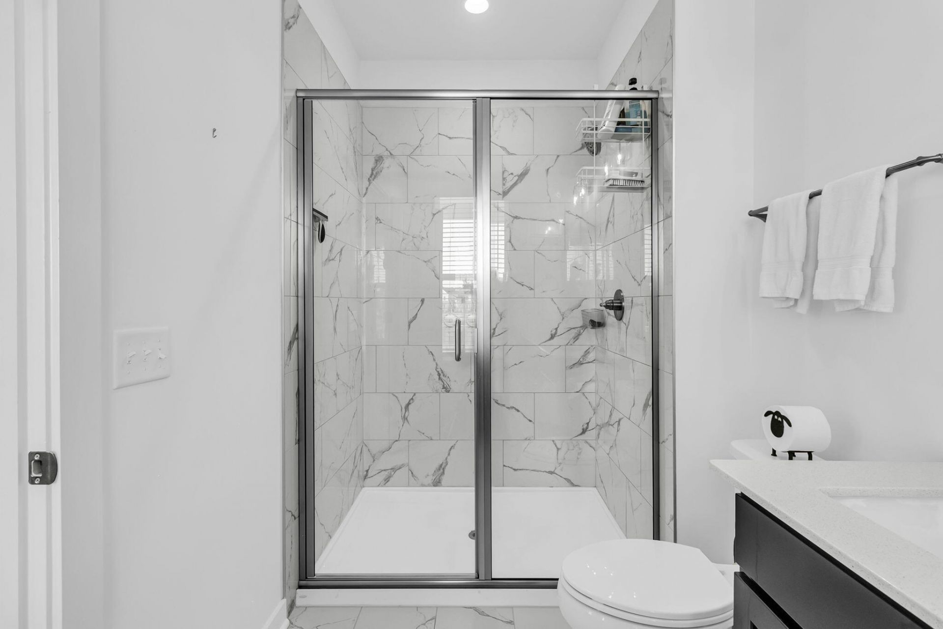 220 Midtown Avenue Photo 18