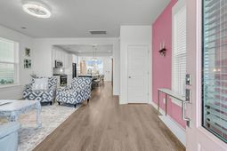 220 Midtown Avenue photo 4