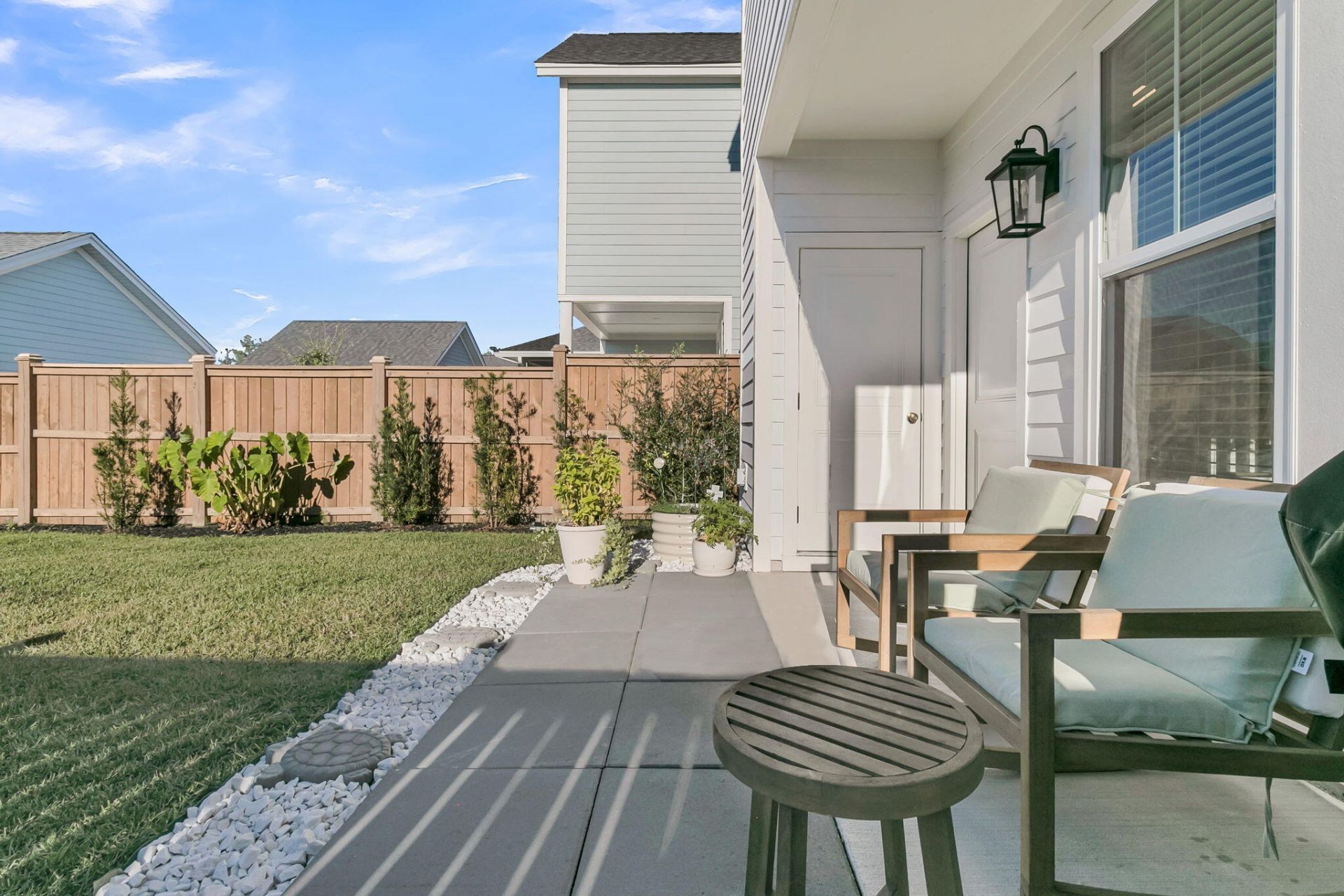 220 Midtown Avenue Photo 37