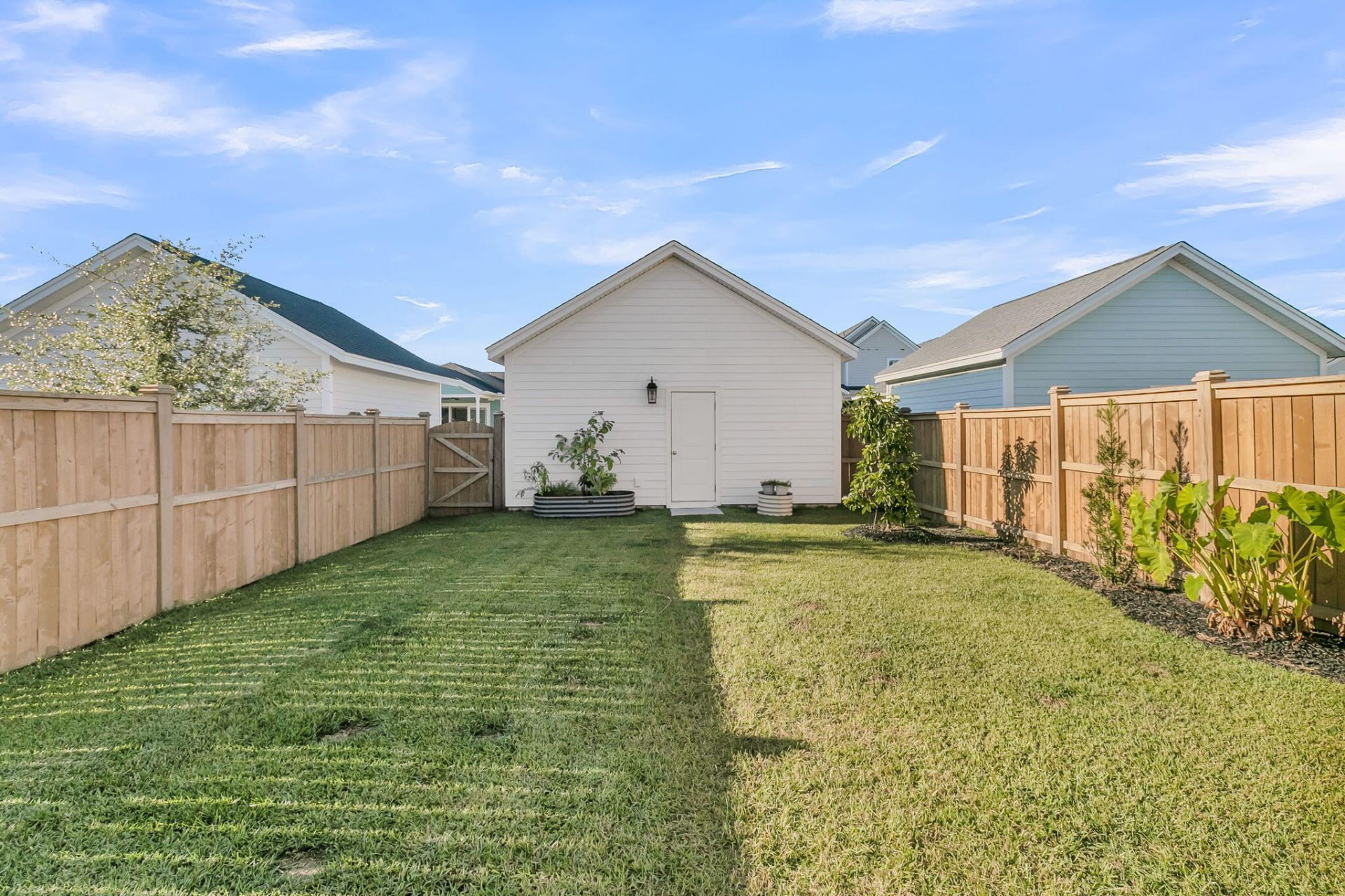 220 Midtown Avenue Photo 38