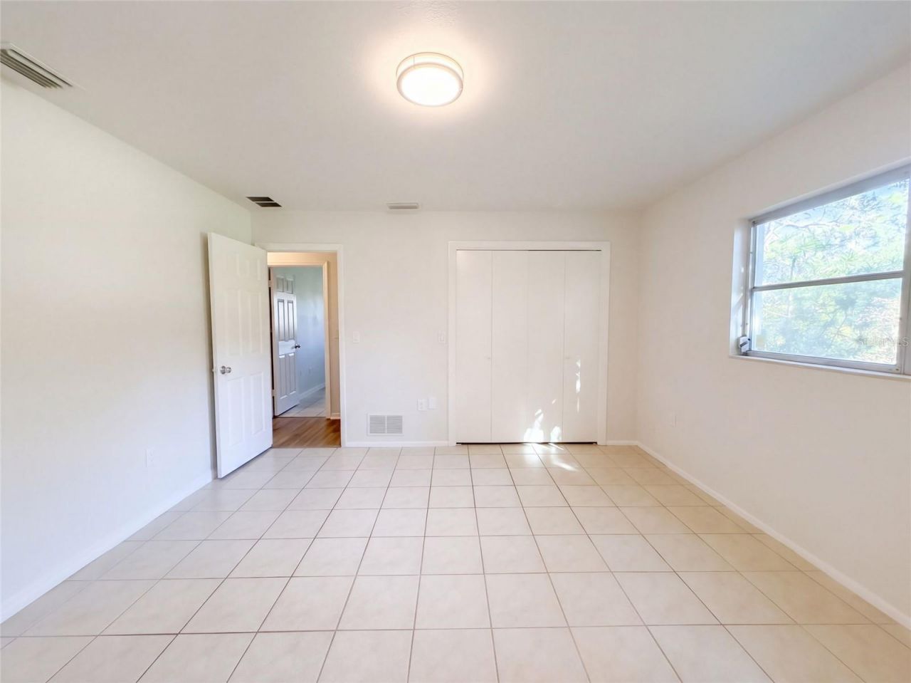 3705 Malec Circle , Sarasota, FL 34233 Photo