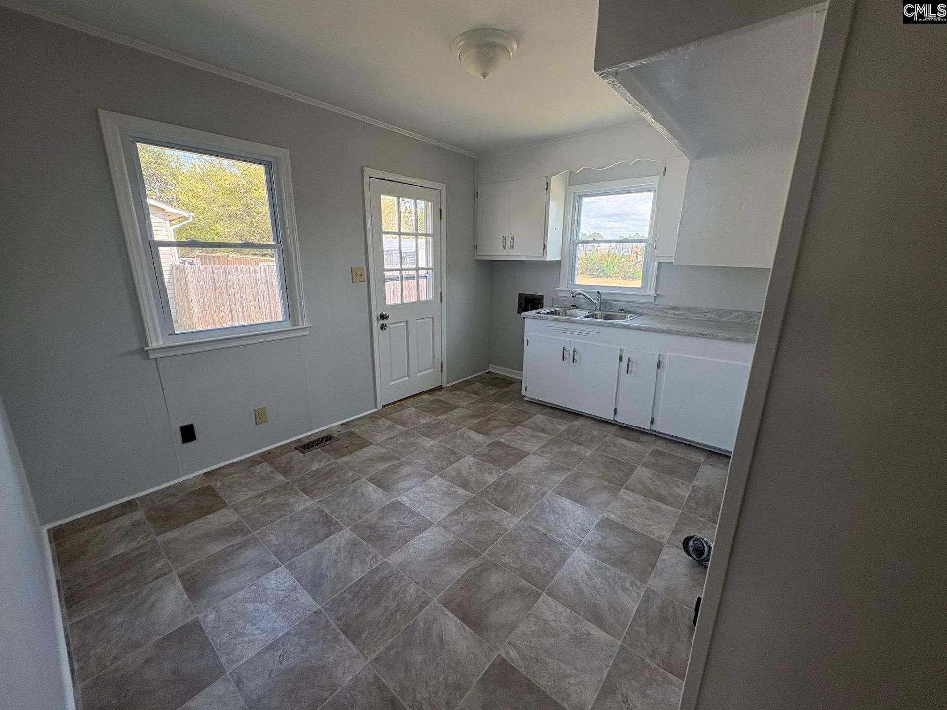 228 Pecan Drive  Photo 11
