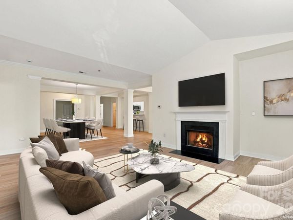 5601 Fairview Road , Unit 10, Charlotte, NC 28209