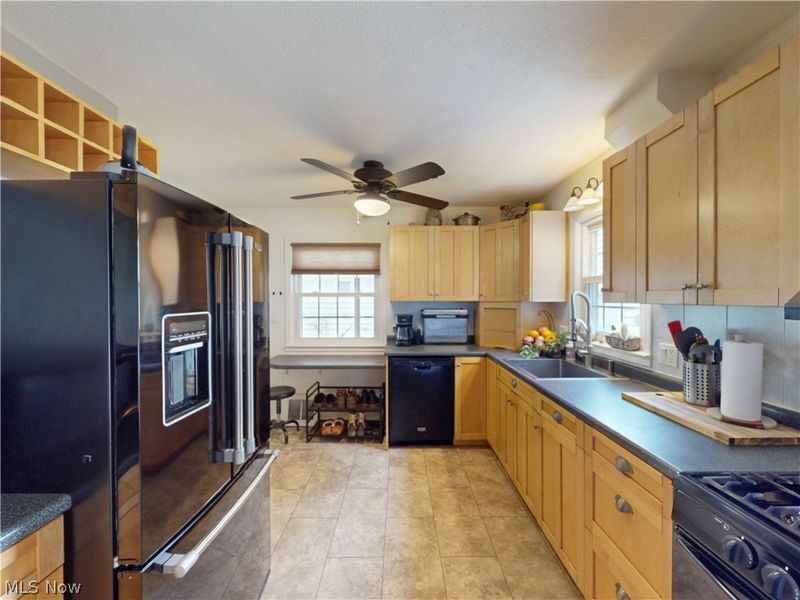 1443 Union Street, Barberton, OH 44203 Photo 12