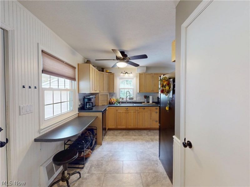 1443 Union Street, Barberton, OH 44203 Photo 5